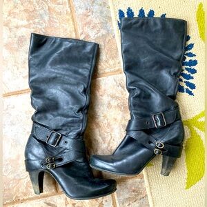 Funky, fun, y2k Brazilian leather boots with buckles. Bronx so today